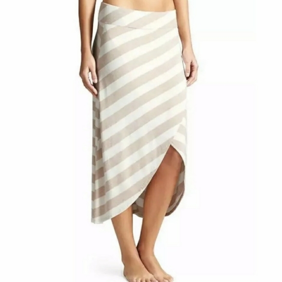 Athleta Wrap Midi Skirt - Picture 10 of 10